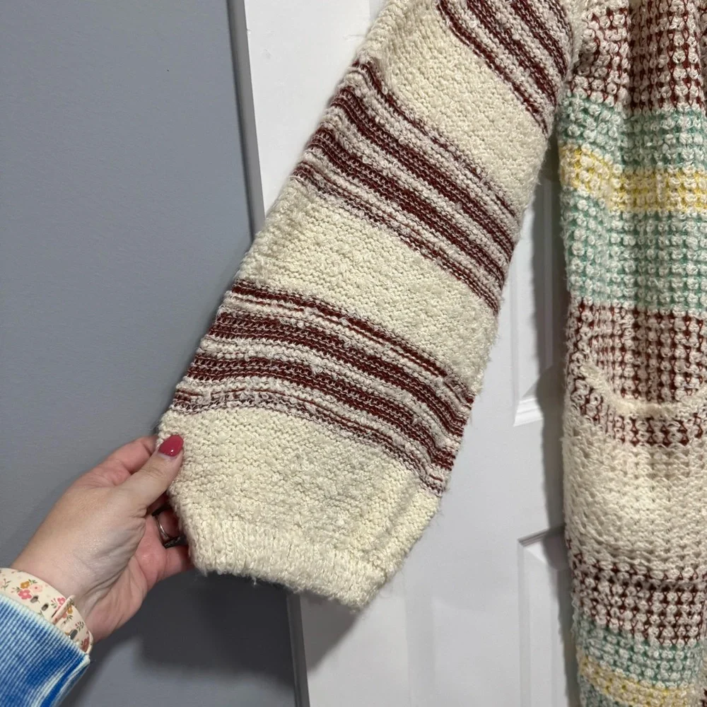 Net 153 NWT Multicolor Knit Cardigan